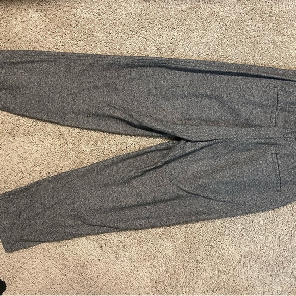 Aritzia front tie pants size 2 - Picture 2 of 5